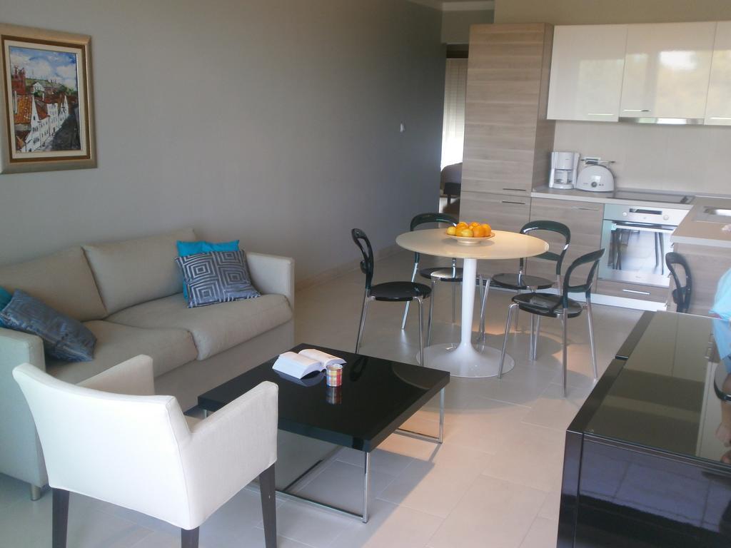 Sunset Apartments Подстрана Стая снимка