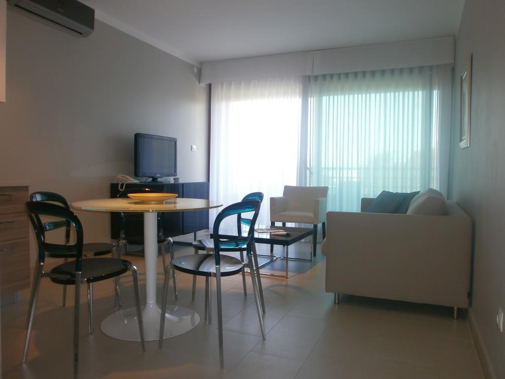 Sunset Apartments Подстрана Стая снимка
