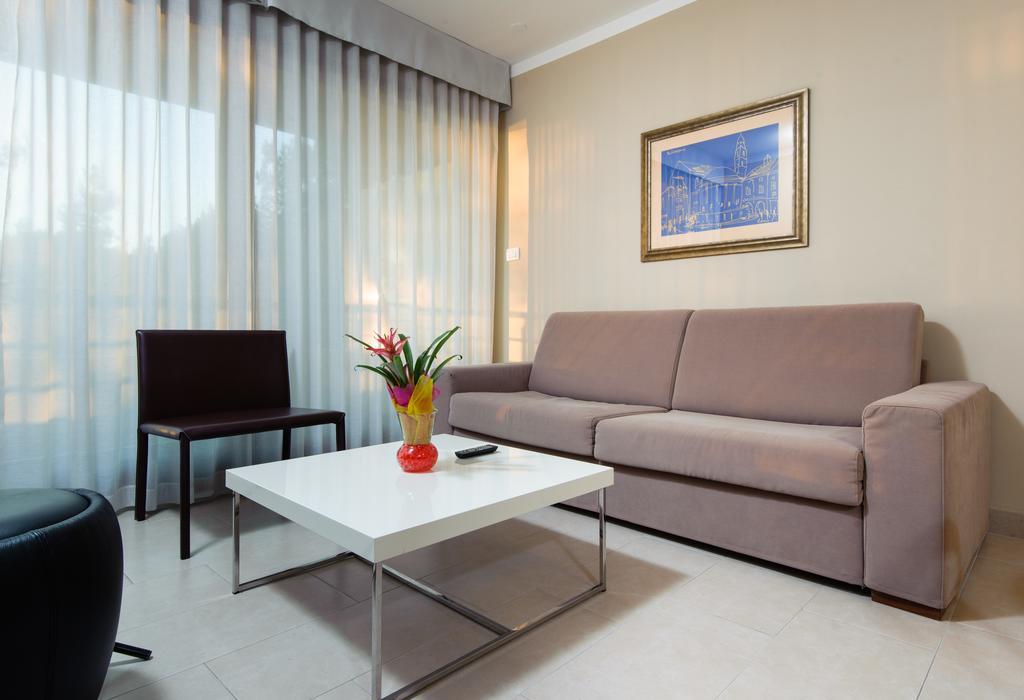 Sunset Apartments Подстрана Екстериор снимка